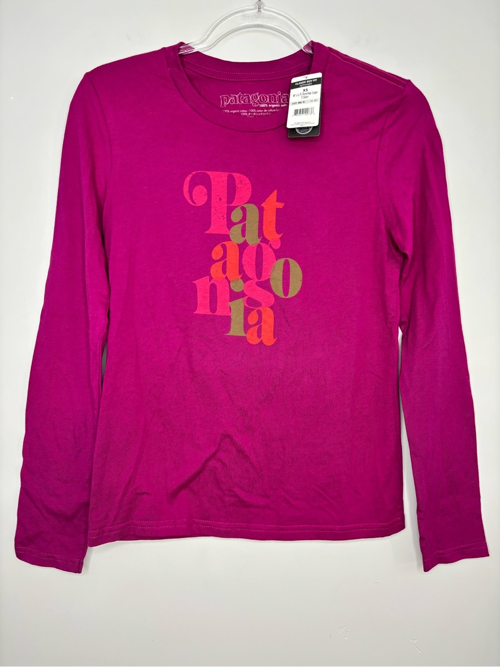NWT Patagonia Women’s Long Sleeve Graphic Logo T-Shirt XS Magenta Organic Cotton